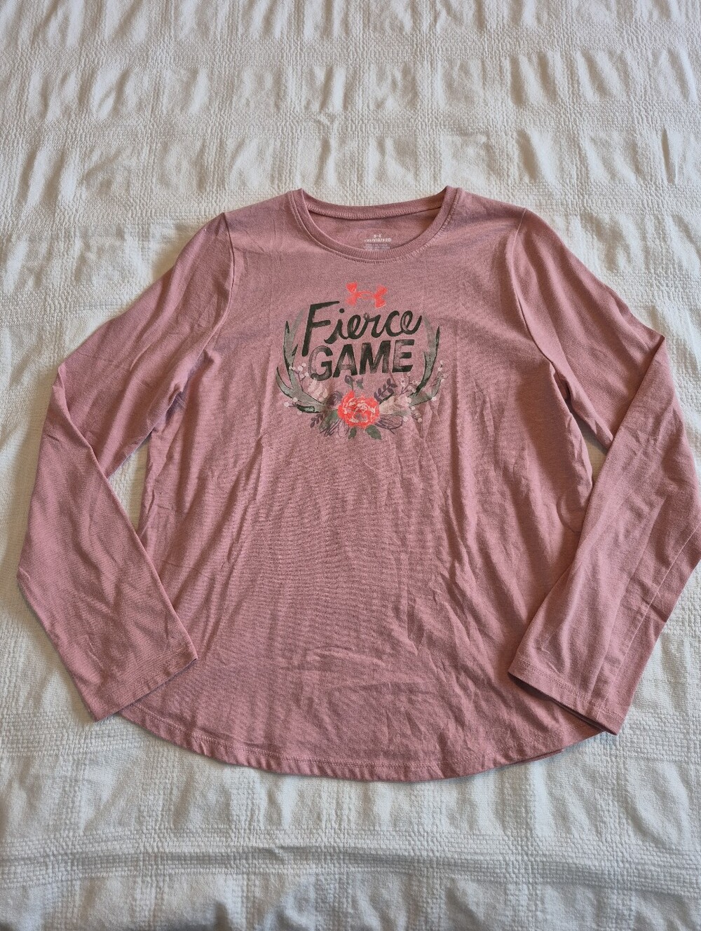 Under Armour girls youth X Large pink dusty rose long sleeve shirt EUC